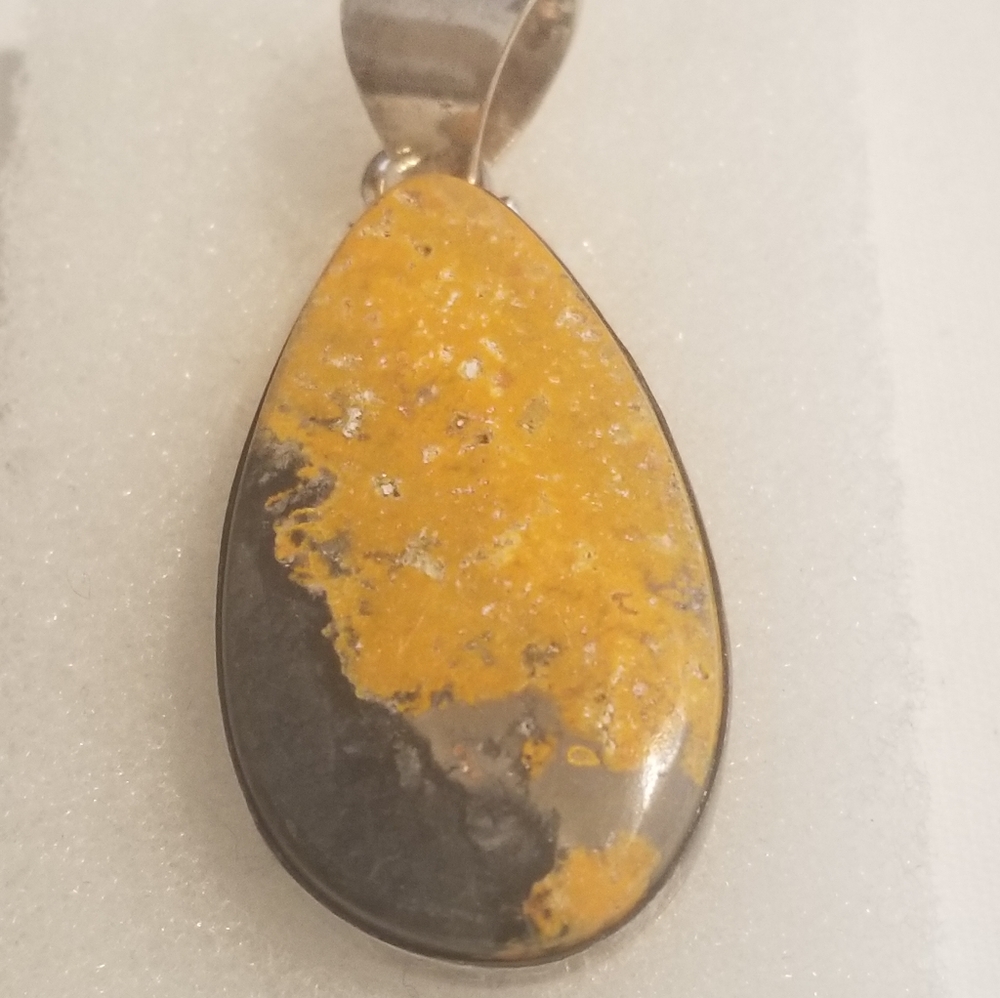 *Vintage Indonesian Bumblebee Silver Pendant